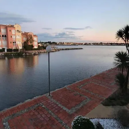 Comfortable With Dishwasher 2 Km Away From The Sea Appartamento Le Barcarès